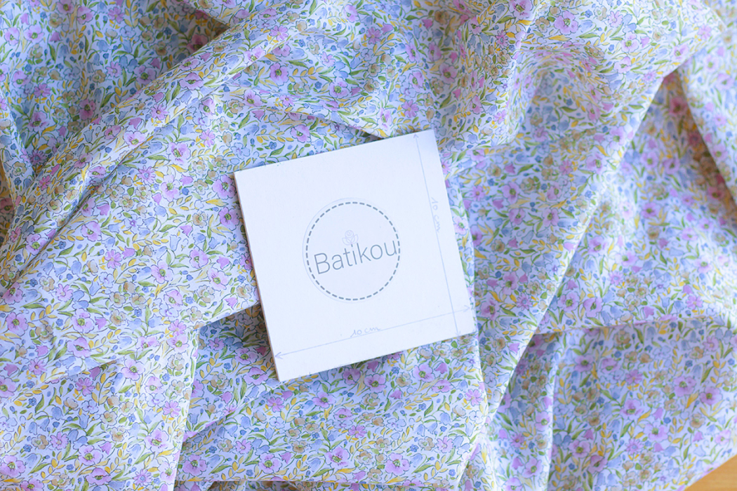 copy of Selma - Batiste de coton bio SILKYNE à imprimé fleuri rose et violet