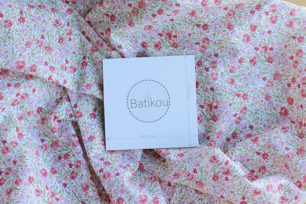 copy of Selma - Batiste de coton bio SILKYNE à imprimé fleuri pastel