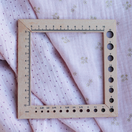 copy of Cherry - Double gaze de coton double face coloris blanc cerises et quadrillage bleu copy of Cherry - Double gaze de coton double face coloris blanc cerises et quadrillage bleu