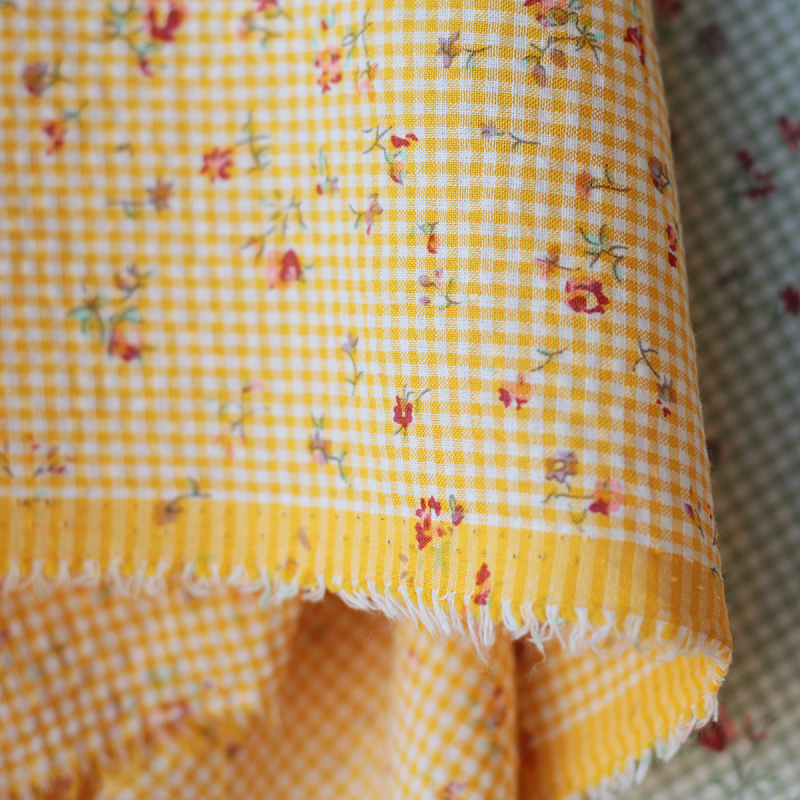 copy of Adelaïde - Seersucker / Coton gaufré vichy mini 2mm vert amande à motif fleuri