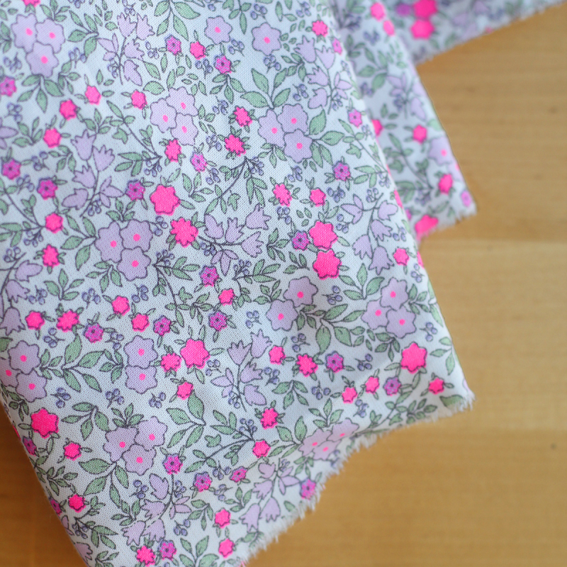 copy of Méline - Popeline de coton BIO imprimé fleurs rose fluo