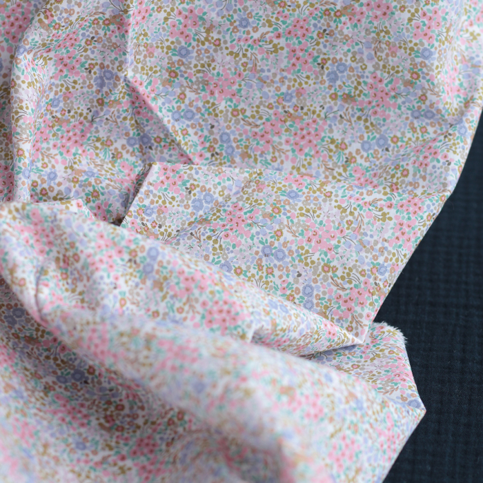 copy of Elinor - Batiste de coton bio SILKYNE à imprimé fleuri vitaminé