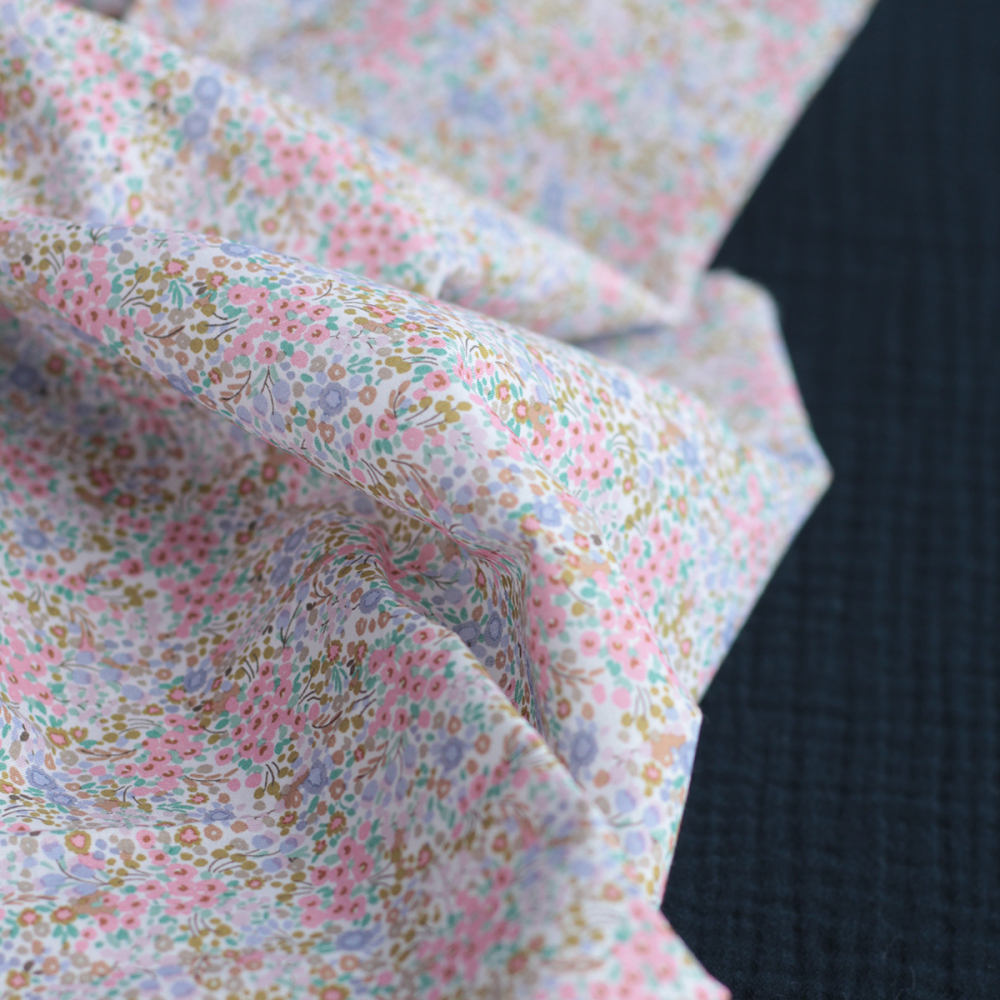 copy of Elinor - Batiste de coton bio SILKYNE à imprimé fleuri vitaminé