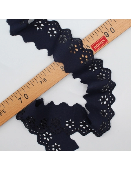 Galon coton broderie anglaise 50mm x 1m bleu marine