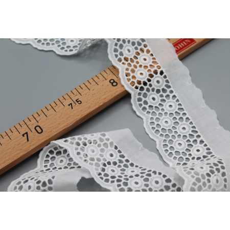 Galon coton broderie anglaise brodé 60mm x 1m Galon coton broderie anglaise brodé 60mm x 1m