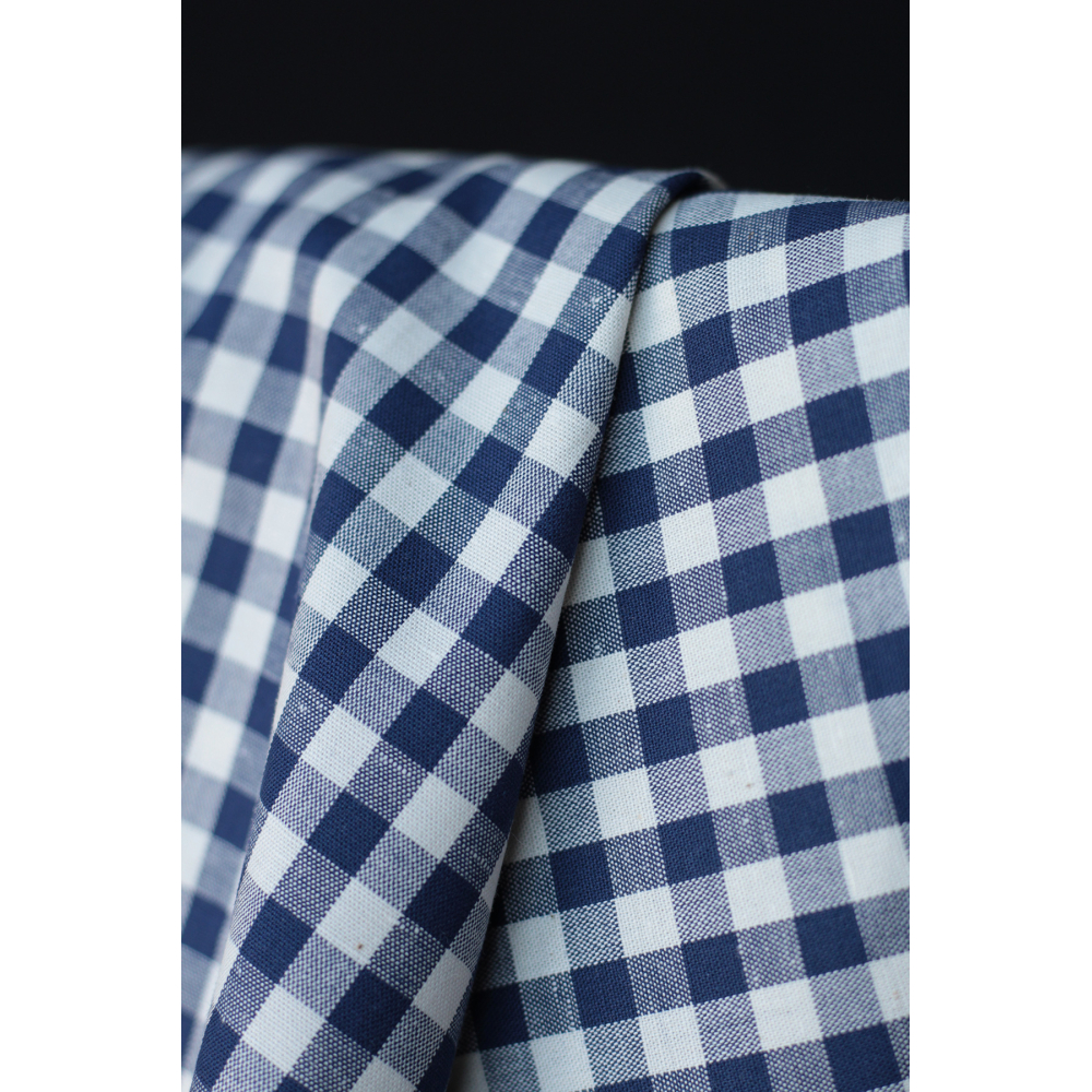 Coton chiné aspect brut vichy moyennes 7mm coloris bleu marine