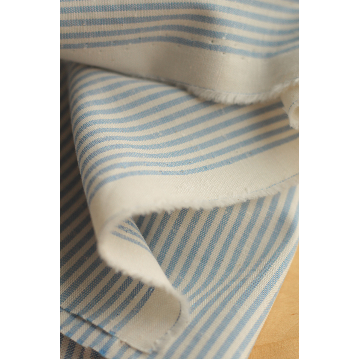 copy of Coton chiné aspect brut rayures moyennes 2mm coloris bleu marine