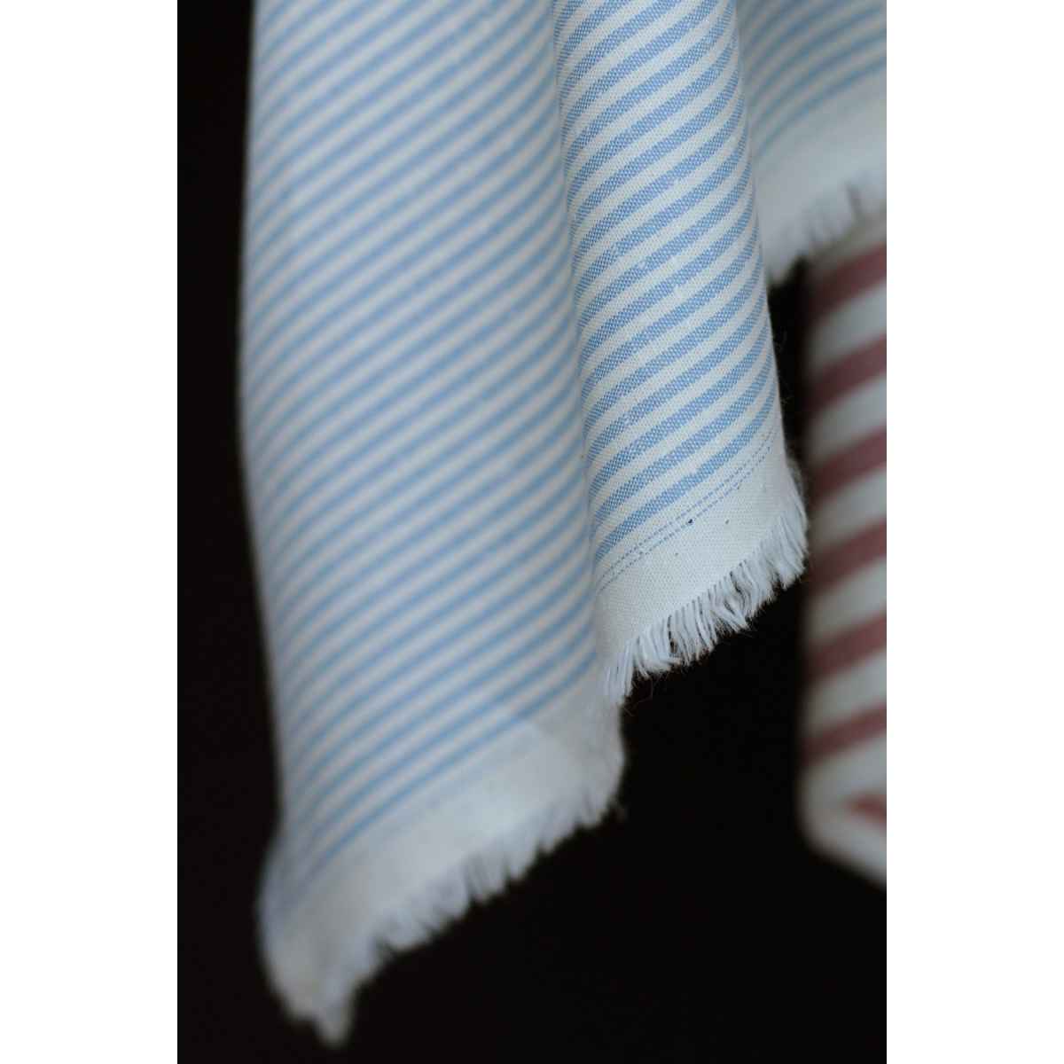 copy of Coton chiné aspect brut rayures moyennes 2mm coloris bleu marine