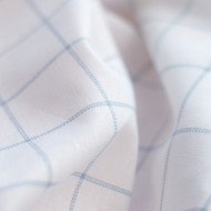 Tissu lin coton fond blanc lait quadrillage bleu horizon