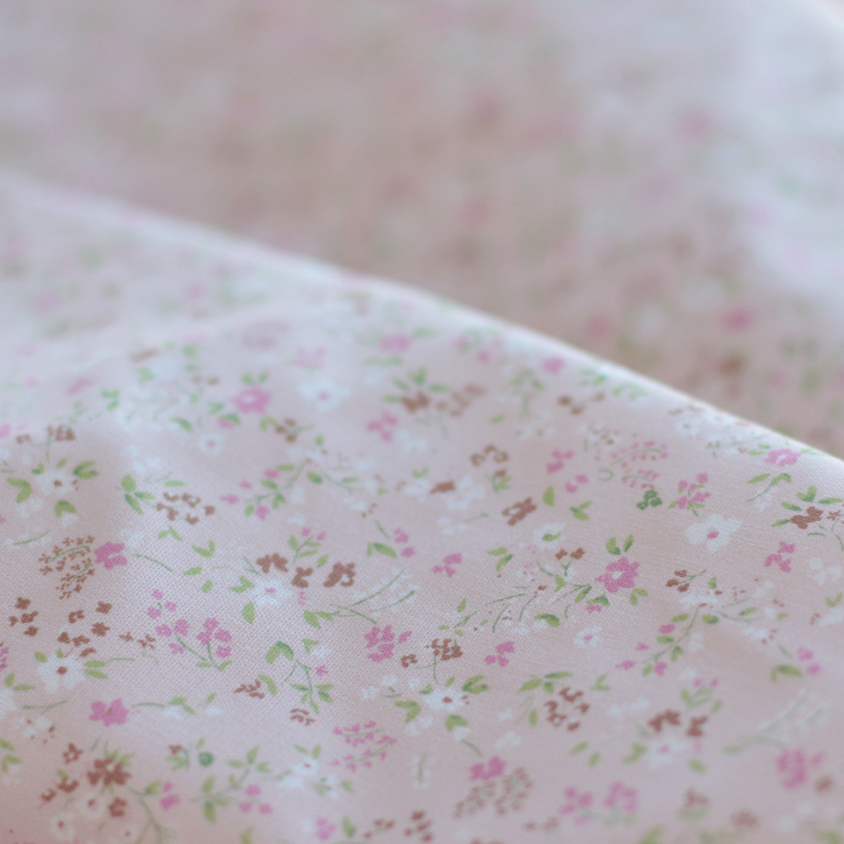 copy of Ingrid - Popeline de coton BIO imprimé fleuri fond celadon