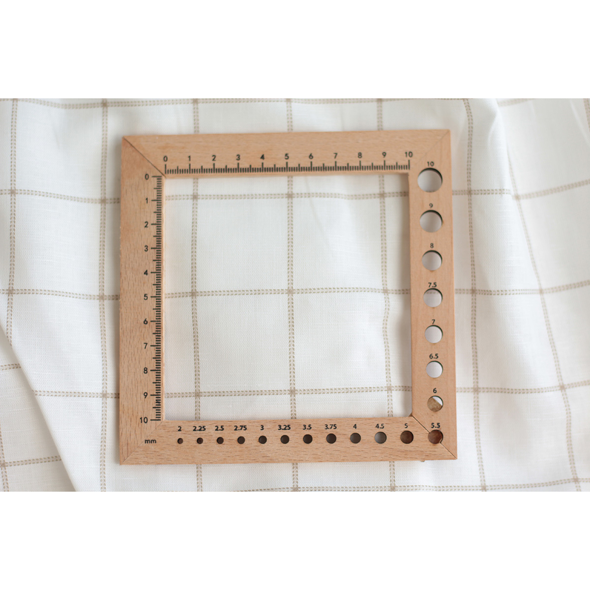 copy of Zephyr - Tissu lin coton fond blanc lait quadrillage vert celadon