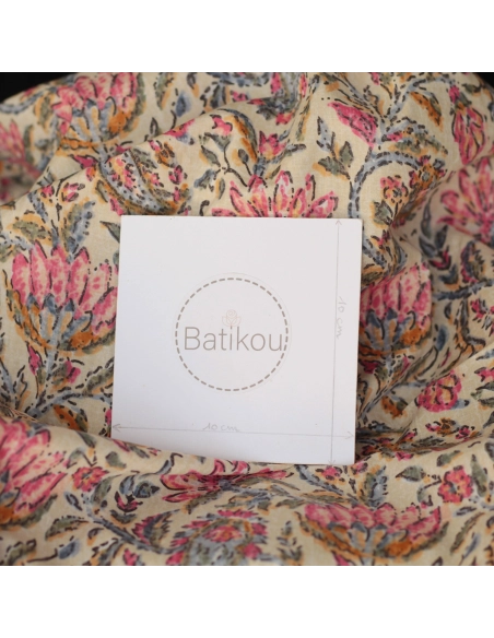 Tissu indien coton hand block traditionnel écru et touches roses