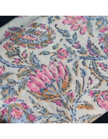 Tissu indien coton hand block traditionnel écru et touches roses