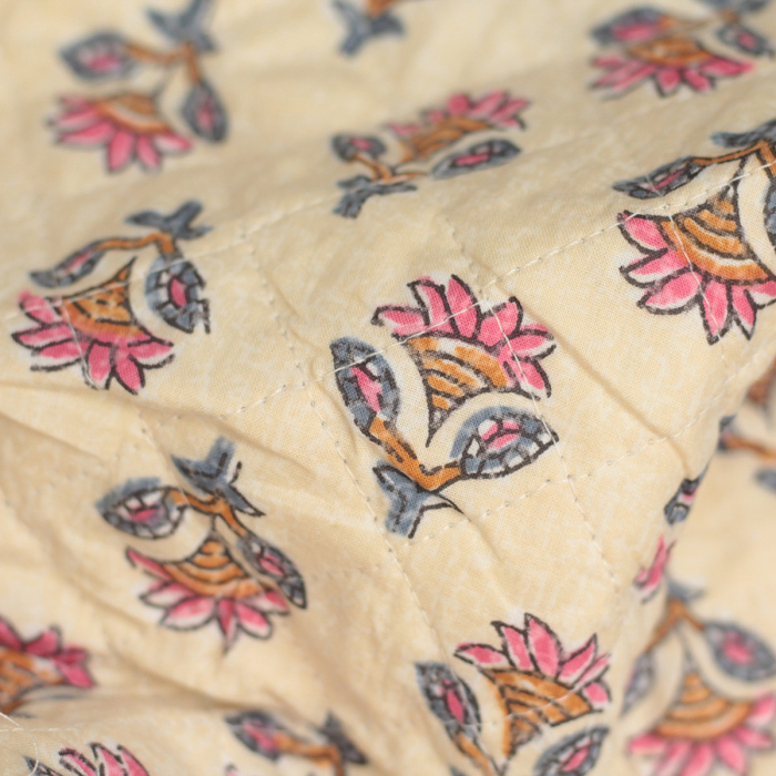 Misha - Tissu indien matelassé double face hand block écru et rose