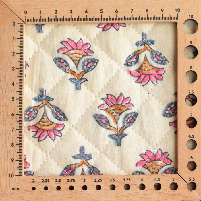 Misha - Tissu indien matelassé double face hand block écru et rose
