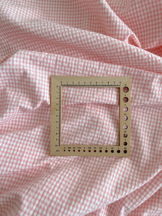 Seersucker / Coton gaufré vichy mini 3mm rose malabar / blanc