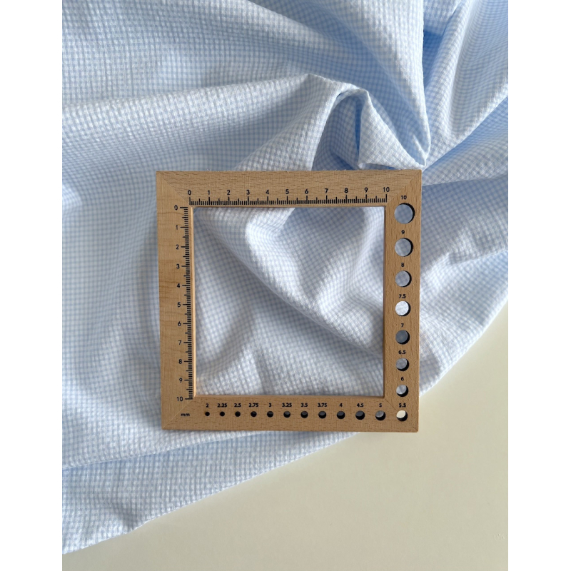 Seersucker / Coton gaufré vichy mini bleu ciel / blanc