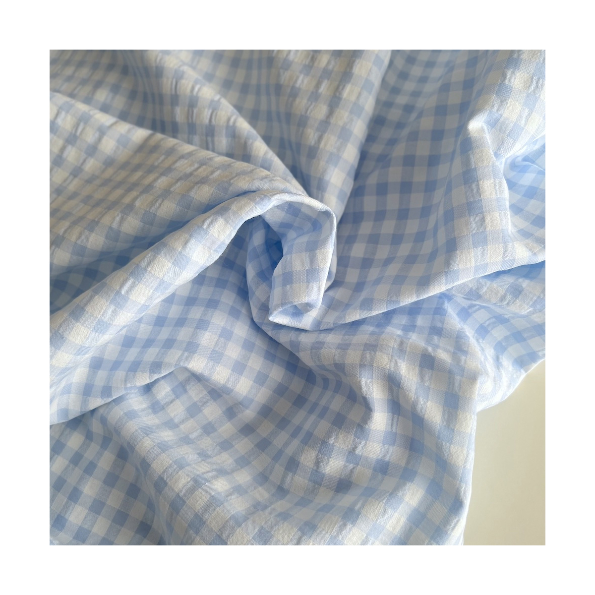 Seersucker / Coton gaufré vichy 6mm bleu ciel / blanc Seersucker / Coton gaufré vichy 6mm bleu ciel / blanc