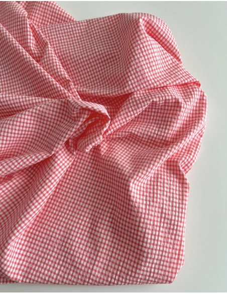 Seersucker / Coton gaufré vichy mini 3mm corail / blanc