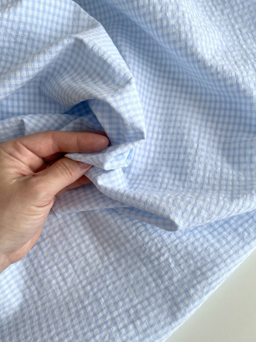 Seersucker / Coton gaufré vichy mini 3mm bleu ciel / blanc