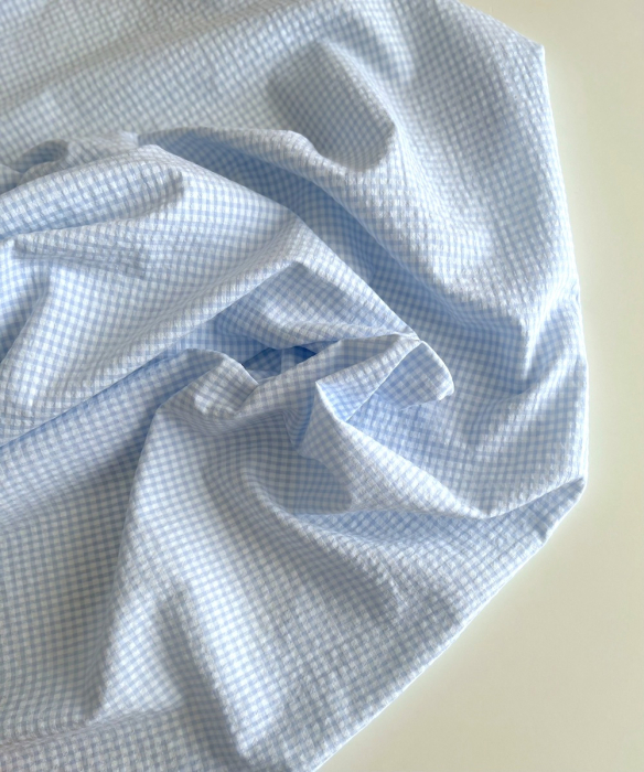 Seersucker / Coton gaufré vichy mini 3mm bleu ciel / blanc
