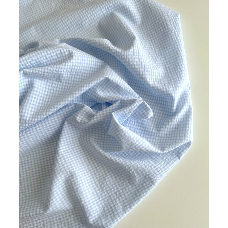 Seersucker / Coton gaufré vichy mini 3mm bleu ciel / blanc