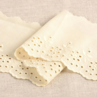 Galon coton broderie anglaise 95mm x 1m écru