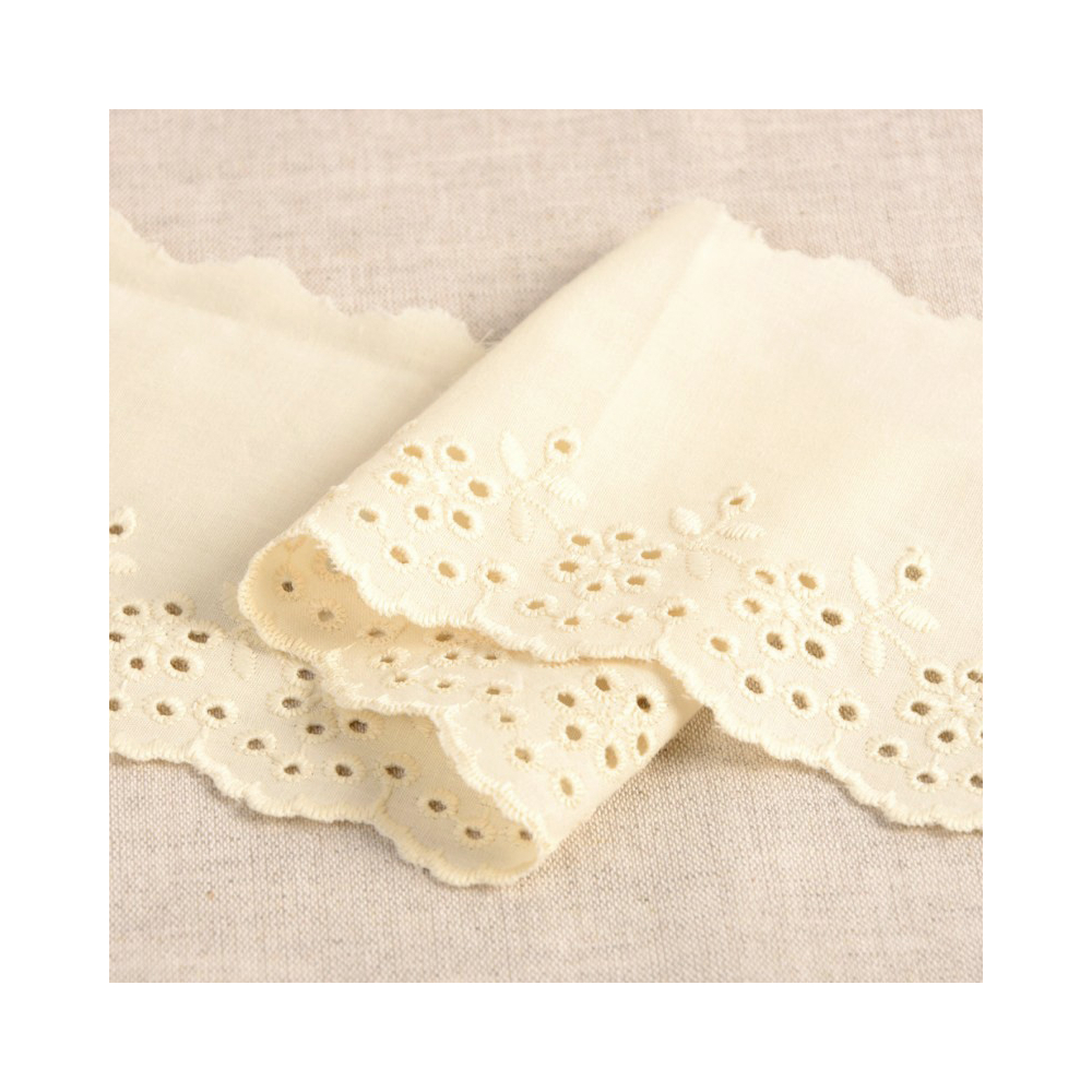 Galon coton broderie anglaise 95mm x 1m écru