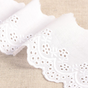 Galon coton broderie anglaise 73mm x 1m blanc 2