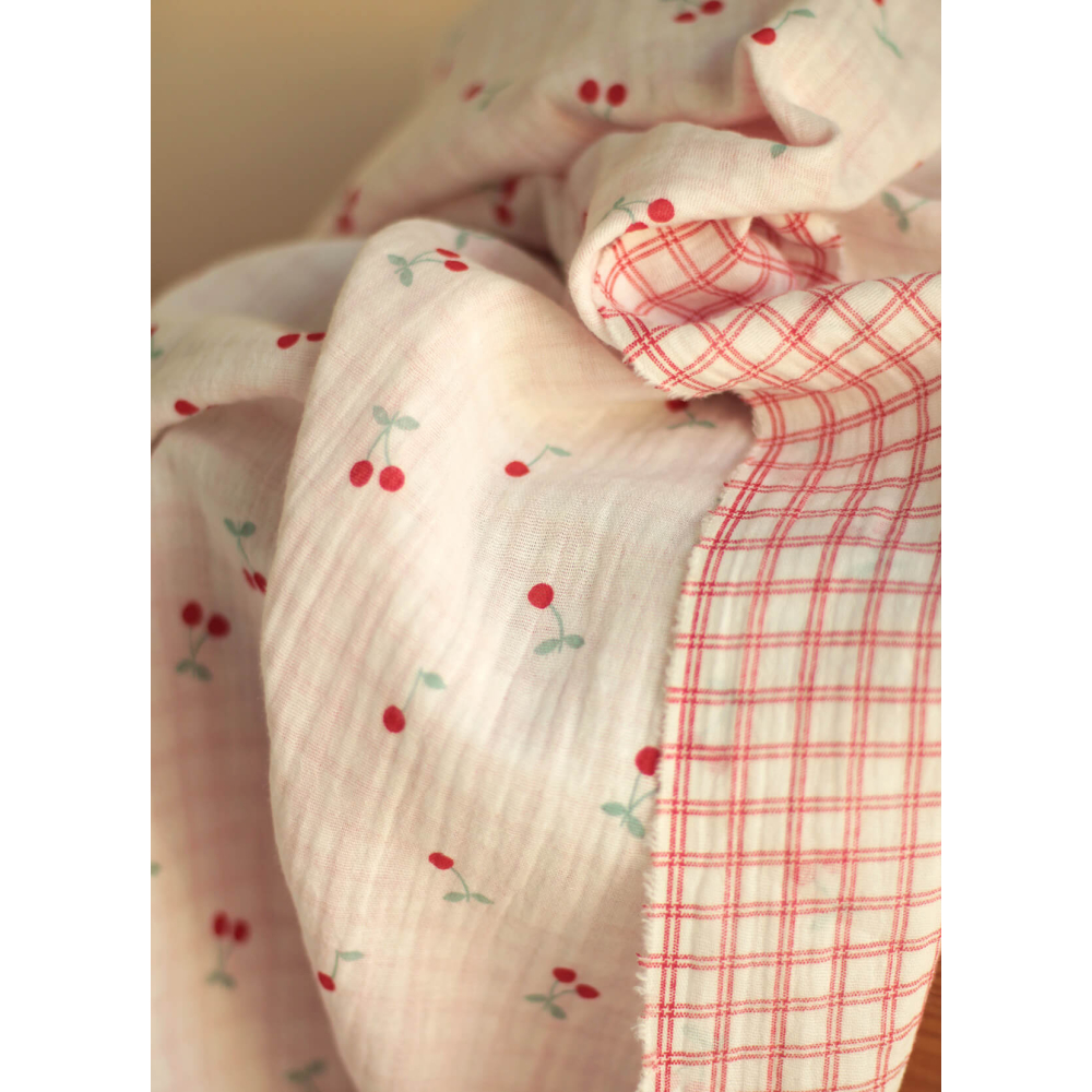 copy of Cherry - Double gaze de coton double face coloris blanc cerises et quadrillage bleu