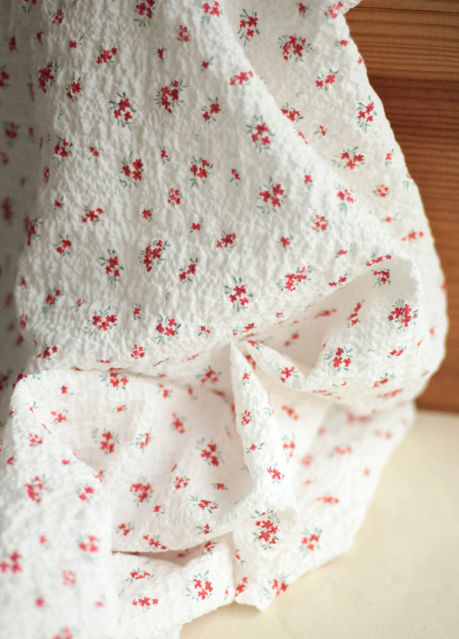 copy of Pauline - Tissu coton texturé gaufré fleuri bleu et vert