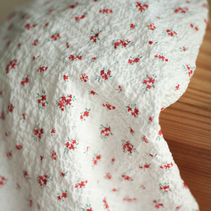 copy of Pauline - Tissu coton texturé gaufré fleuri bleu et vert