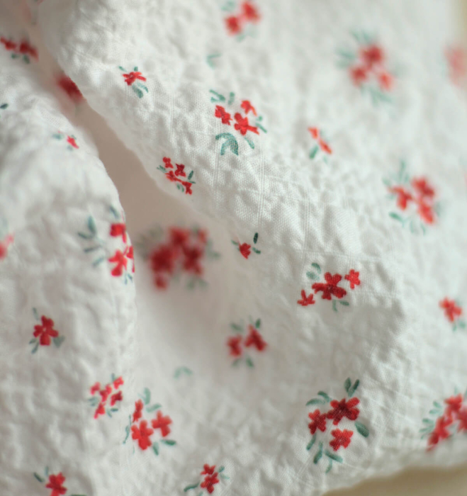 copy of Pauline - Tissu coton texturé gaufré fleuri bleu et vert