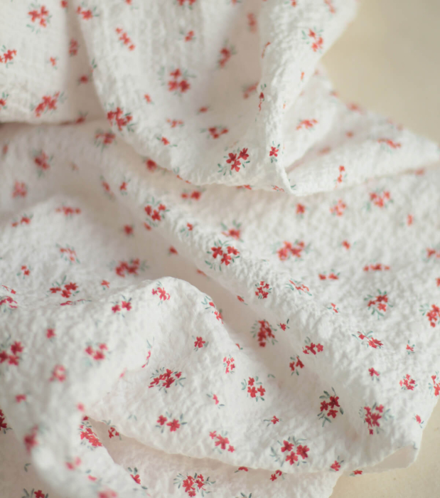 copy of Pauline - Tissu coton texturé gaufré fleuri bleu et vert