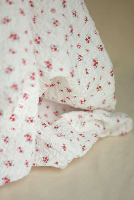 copy of Pauline - Tissu coton texturé gaufré fleuri bleu et vert