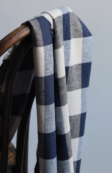 Tissu lin viscose grand vichy bleu marine et naturel