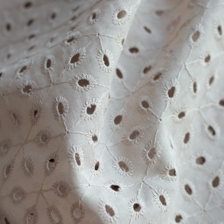 Coton broderie anglaise coloris Coton broderie anglaise coloris