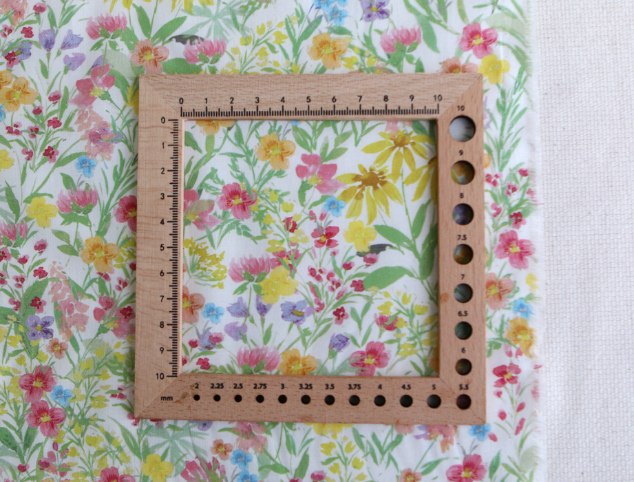 Sephora - Batiste de coton douce à imprimé fleuri aquarelle