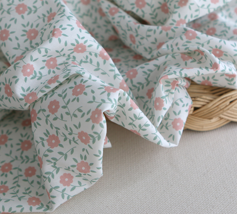 copy of Gaspard - Batiste de coton organique imprimé fleuri fond bleu