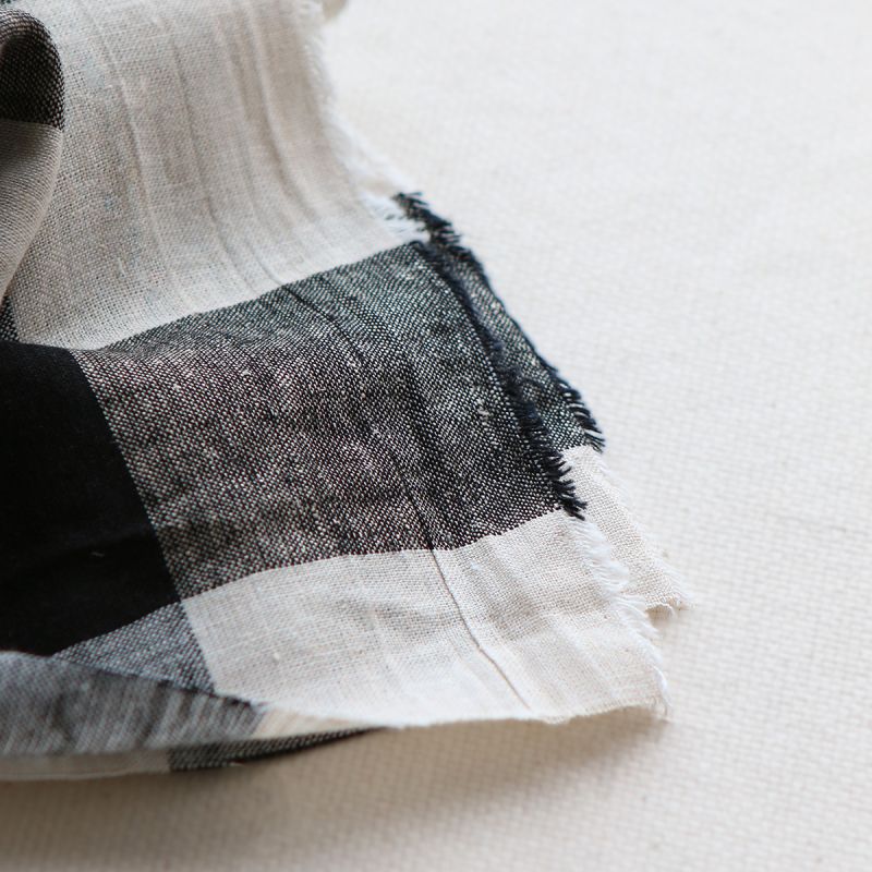 copy of Tissu lin viscose grand vichy bleu marine et écru