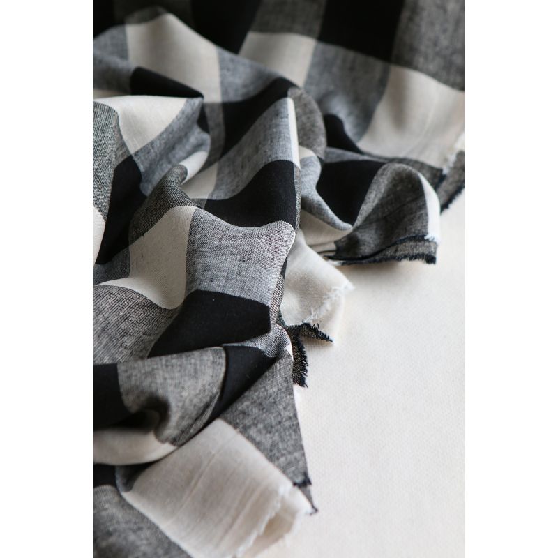 copy of Tissu lin viscose grand vichy bleu marine et écru