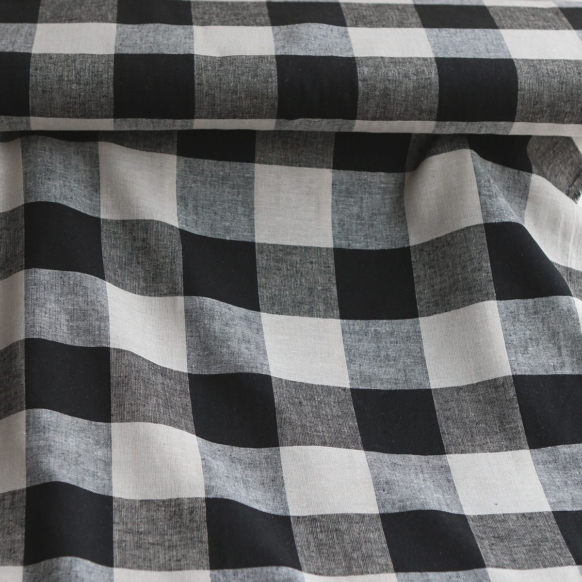 copy of Tissu lin viscose grand vichy noir et écru