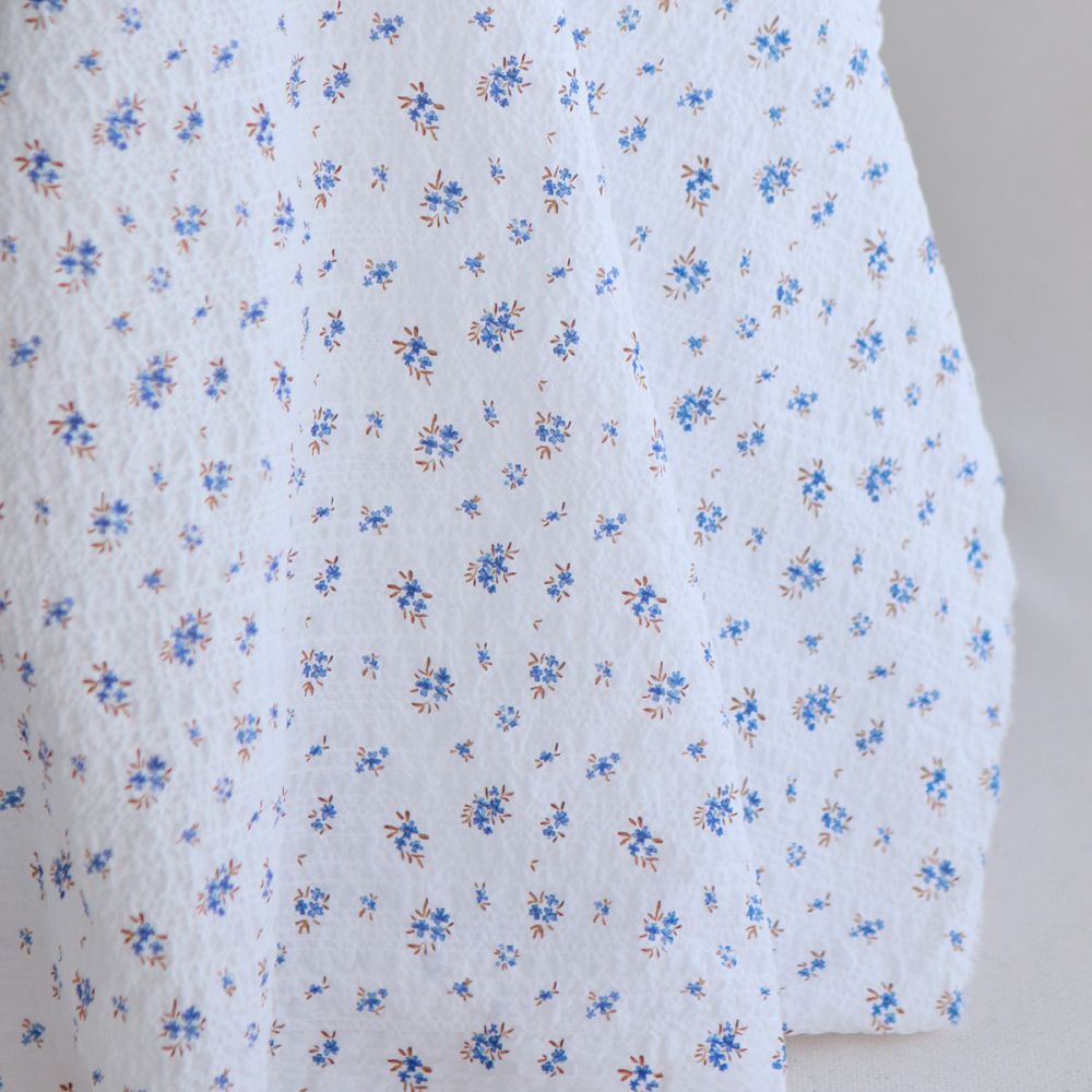 copy of Paulette - Tissu coton texturé gaufré fleuri rouge et vert