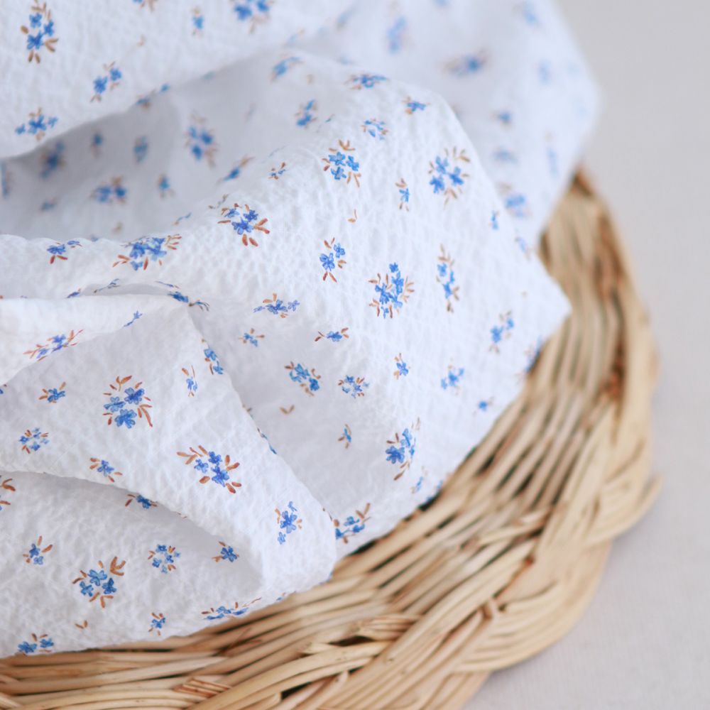 copy of Paulette - Tissu coton texturé gaufré fleuri rouge et vert