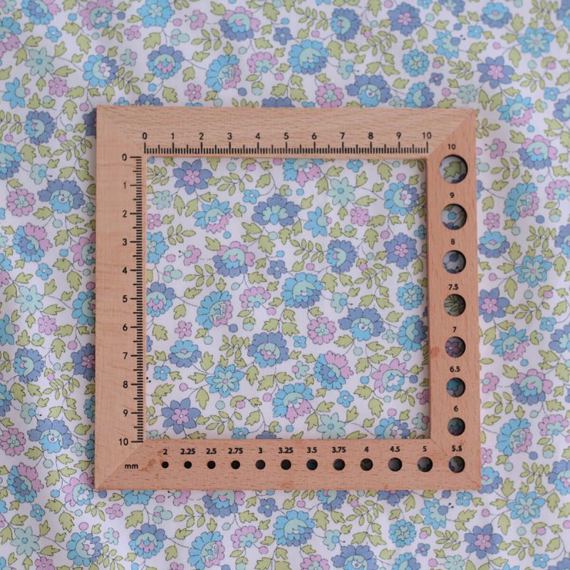 copy of Coton popeline fine et satinée imprimé biches