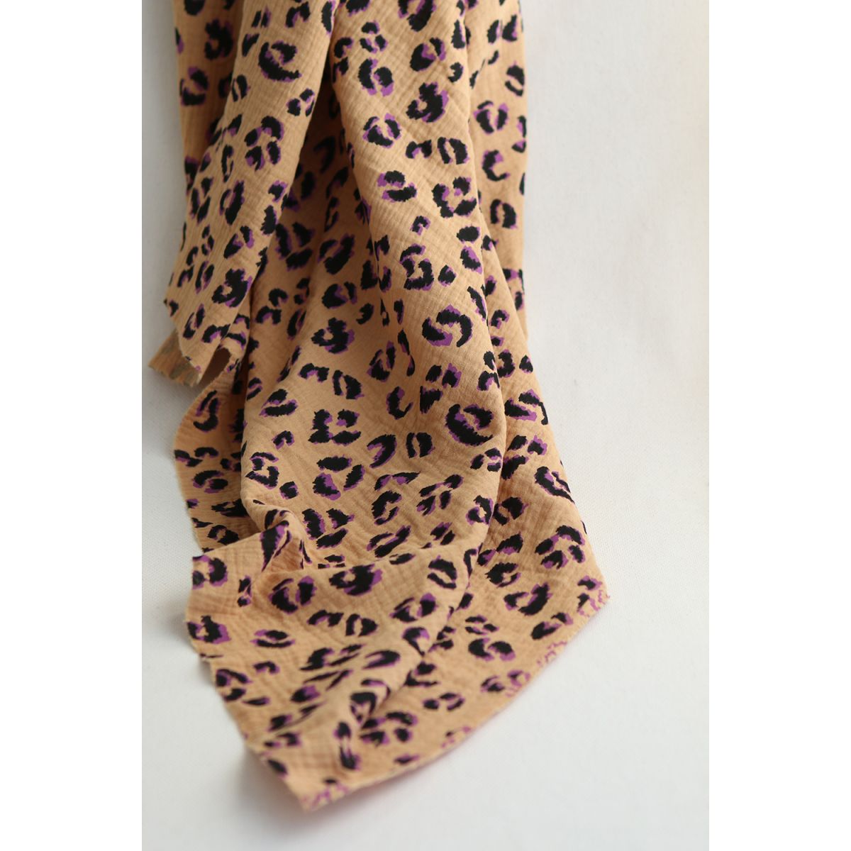 Double gaze de coton Fauve Graou fond camel Double gaze de coton Fauve Graou fond camel