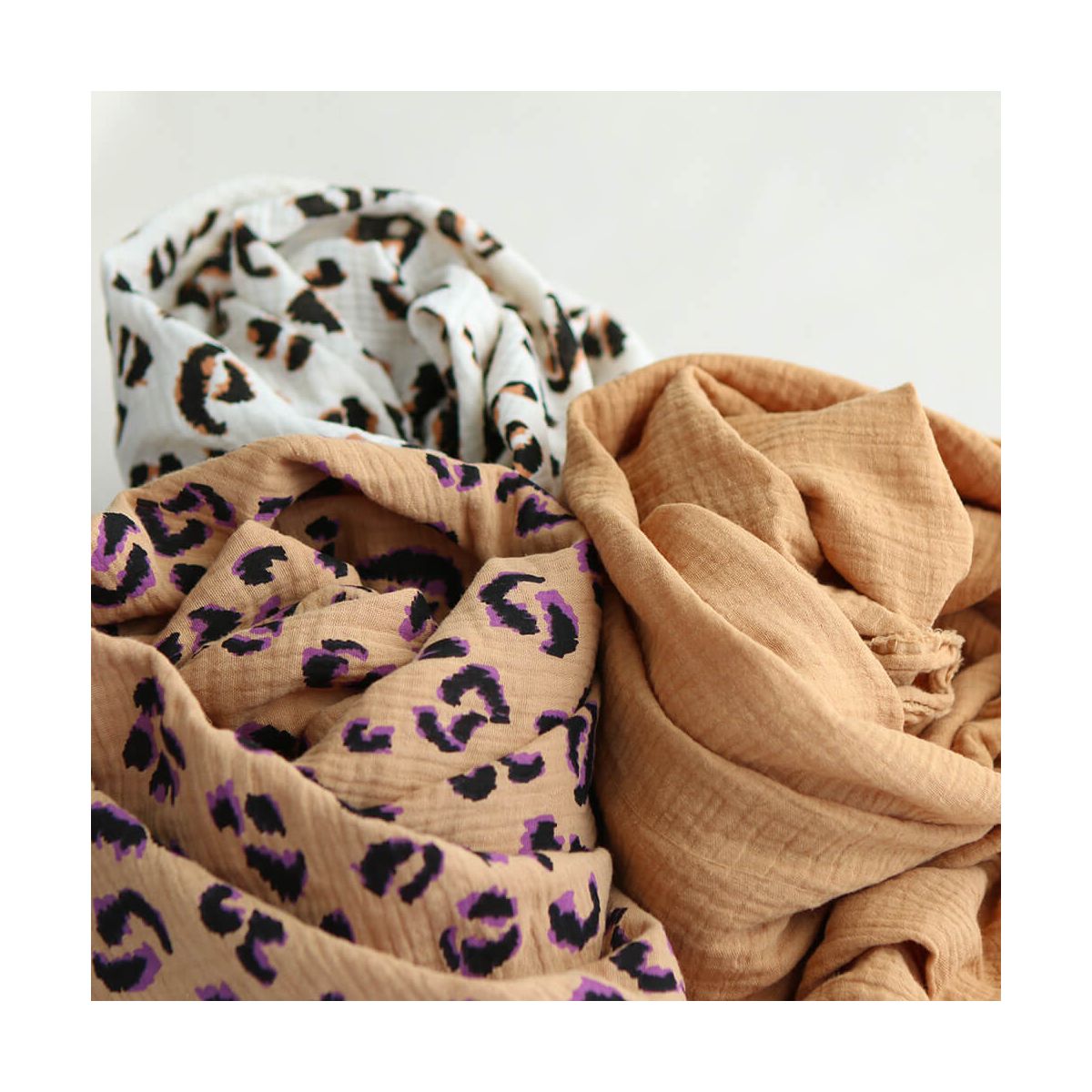 Double gaze de coton Fauve Graou fond camel Double gaze de coton Fauve Graou fond camel