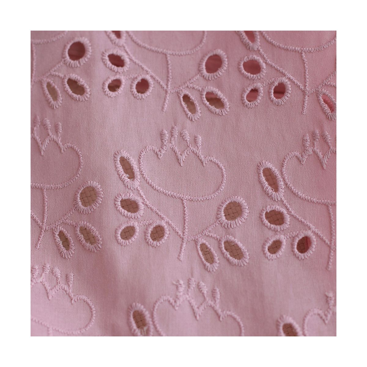 Broderie anglaise coton coloris vieux rose Broderie anglaise coton coloris vieux rose