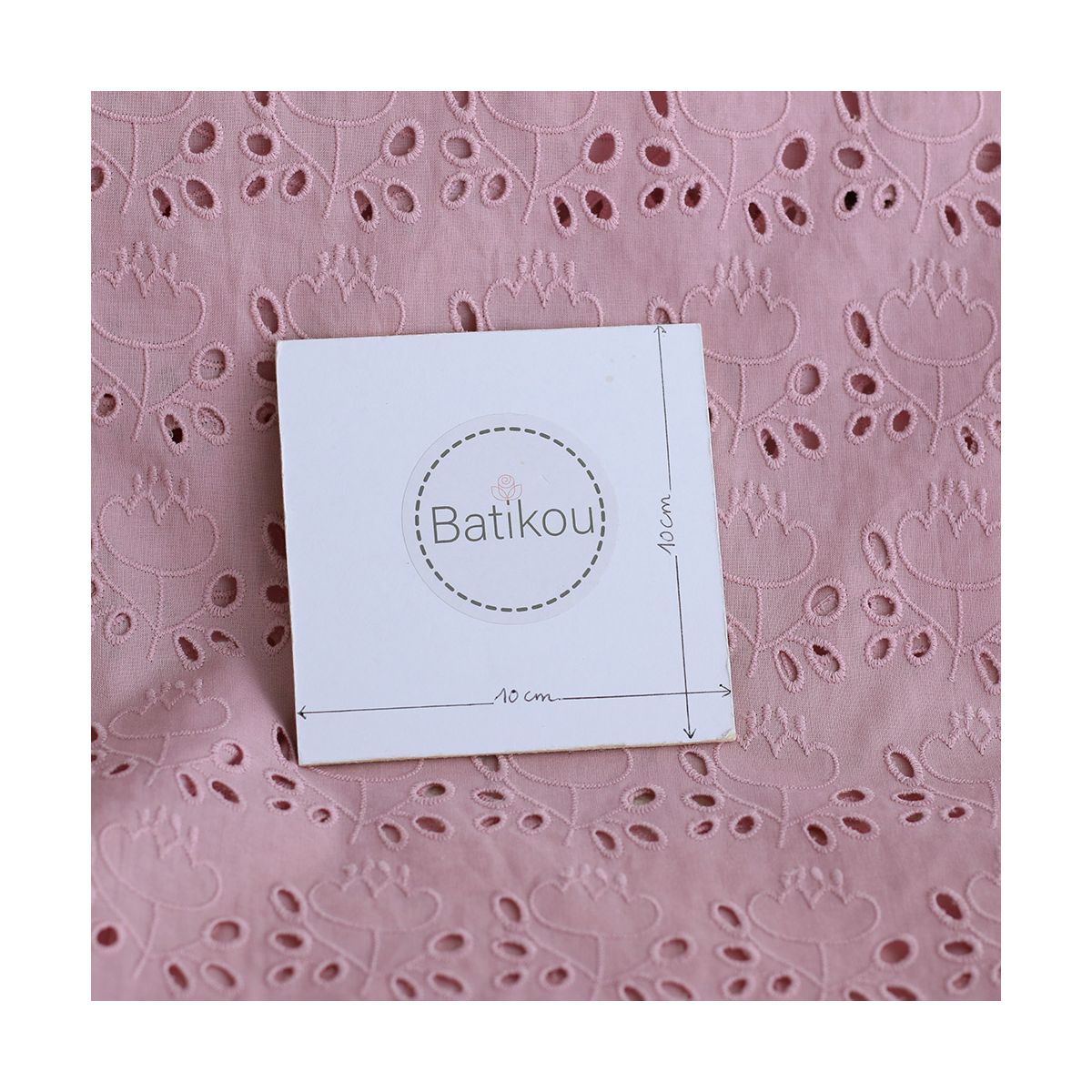 Broderie anglaise coton coloris vieux rose Broderie anglaise coton coloris vieux rose