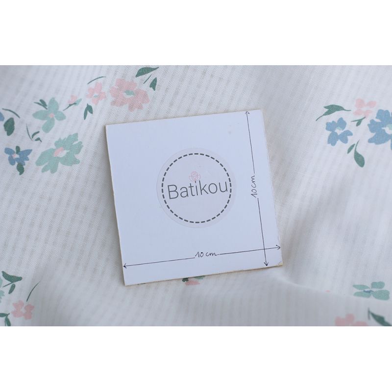 copy of Seersucker / Coton gaufré doux fond blanc motif fleuri rouge rose